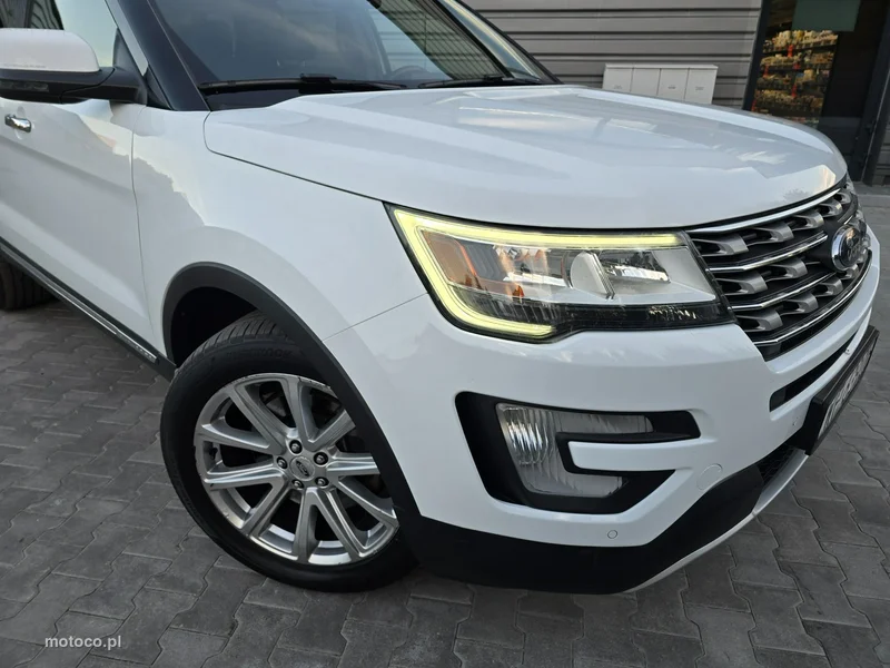 Ford Explorer 10