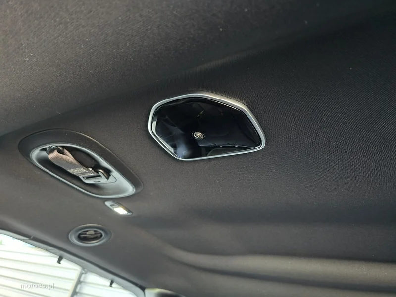 Chrysler Pacifica 35