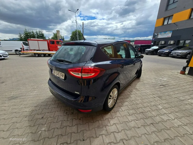 Ford C-Max II 9