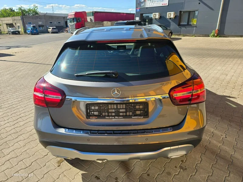 Mercedes-Benz GLA X156 GLA 200 5
