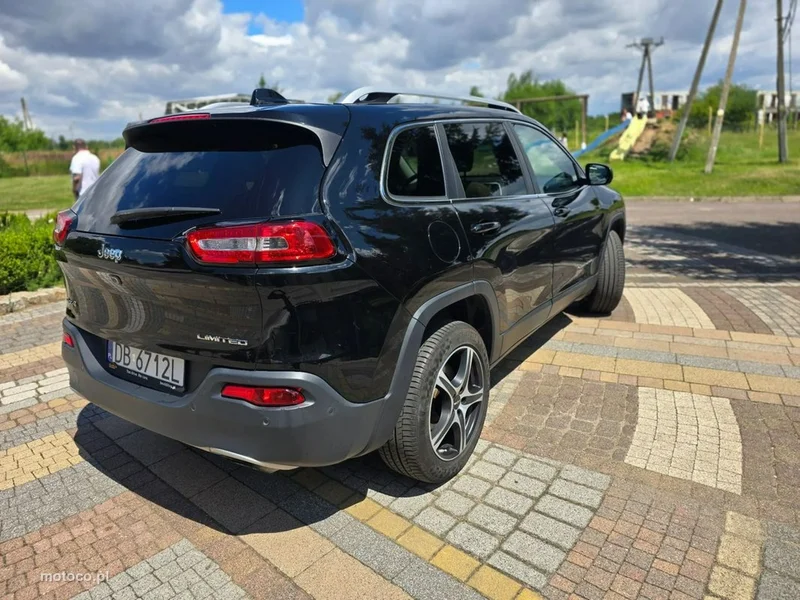 Jeep Cherokee 5