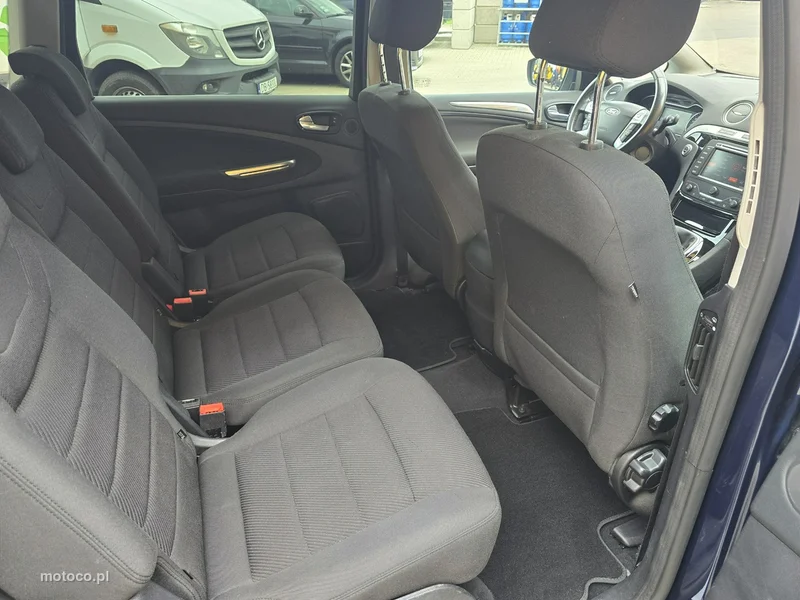 Ford S-Max I 11