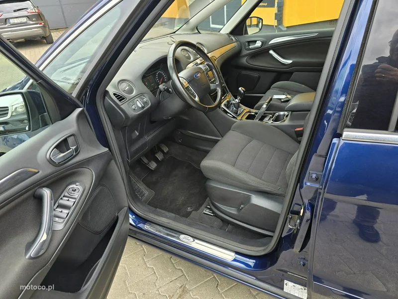 Ford S-Max I 14