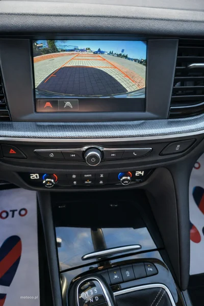Opel Insignia B 27