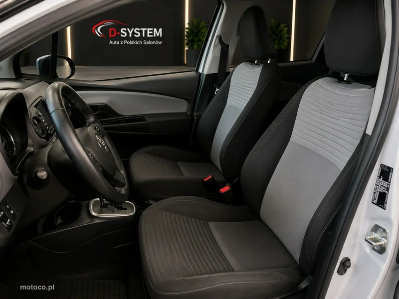 Toyota Yaris XP130 6