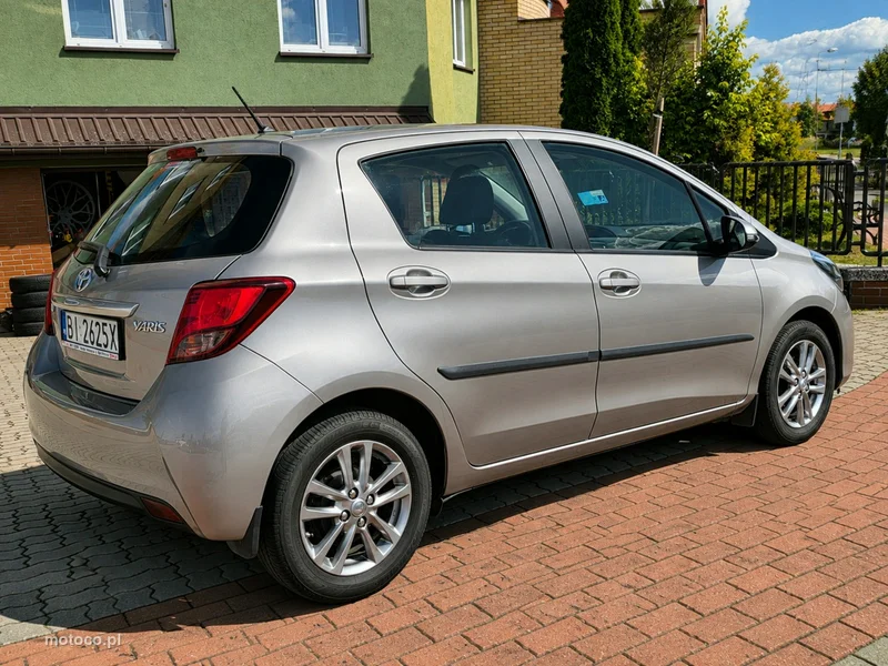 Toyota Yaris XP130 30