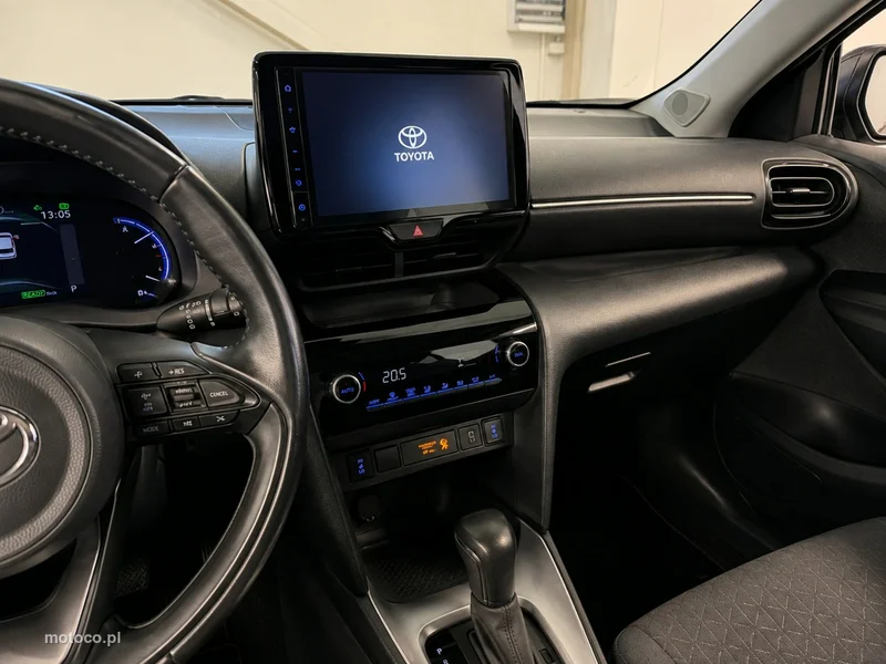 Toyota Yaris Cross XP210 5