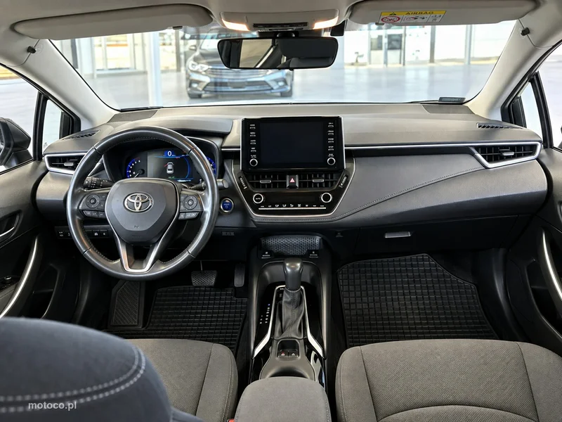 Toyota Corolla E210 7