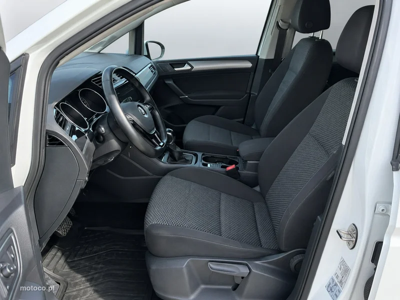 Volkswagen Touran 5T 8