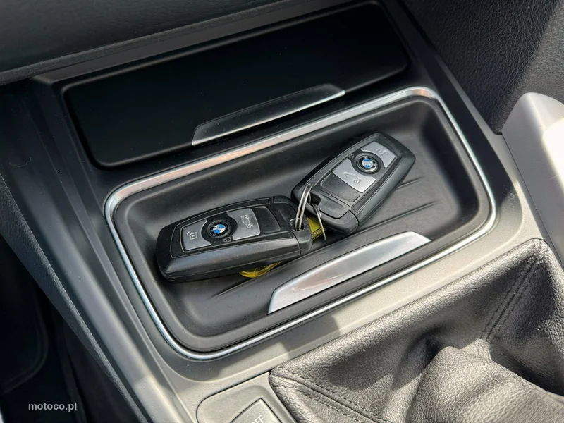 BMW Seria 3 F30 3GT 32