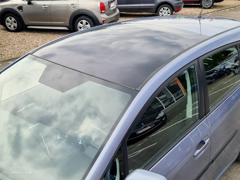 Toyota Verso 12