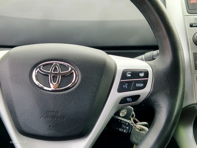 Toyota Verso 26