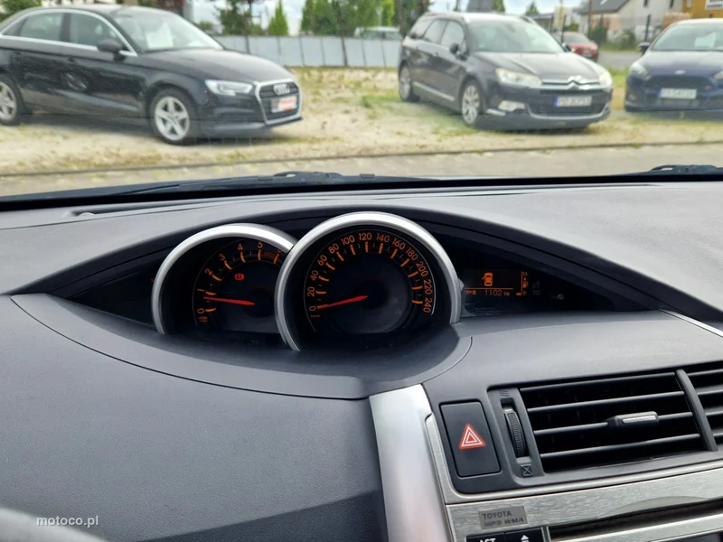 Toyota Verso 27