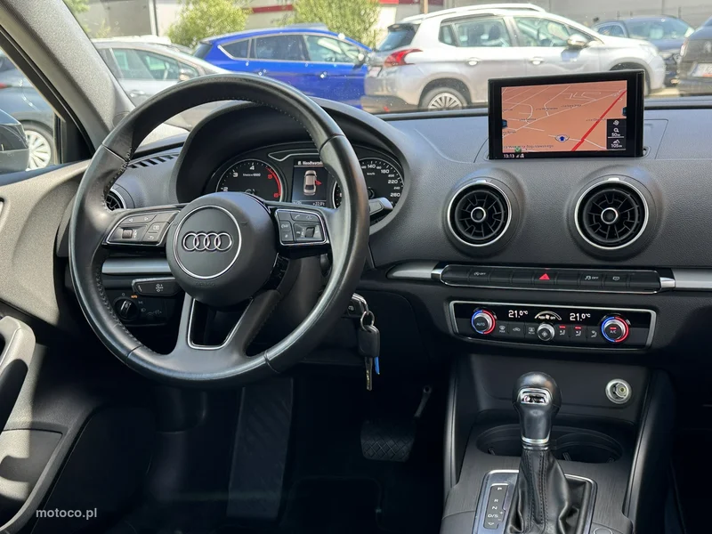 Audi A3 8V 21