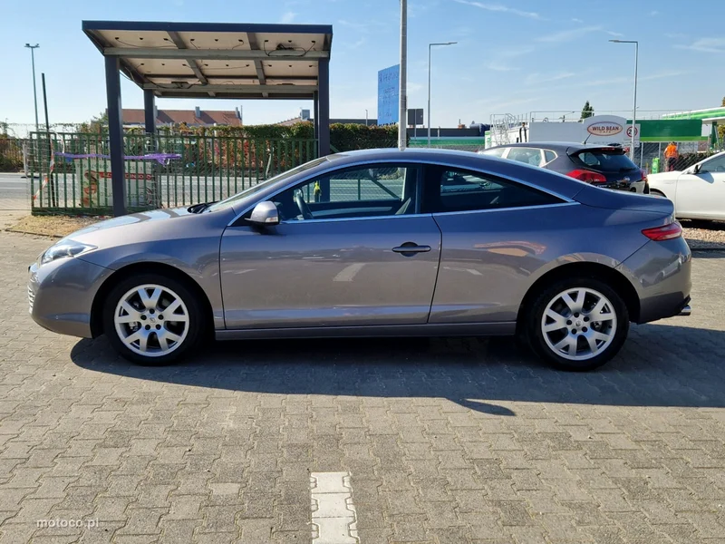 Renault Laguna III 4