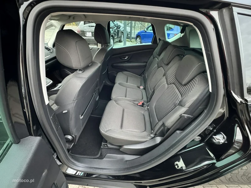 Renault Scenic IV 17