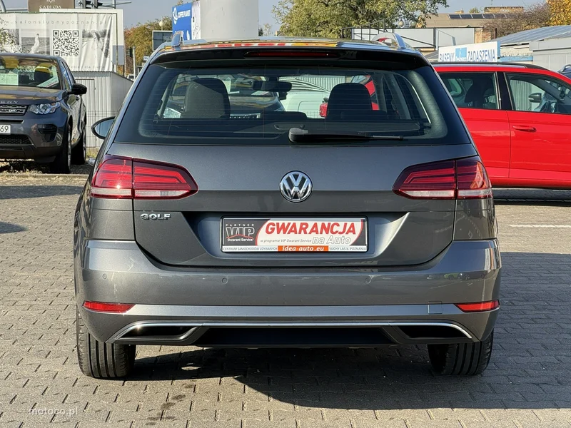 Volkswagen Golf VII 6