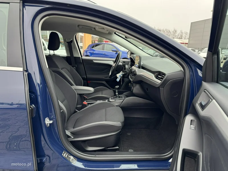 Ford Focus IV 23