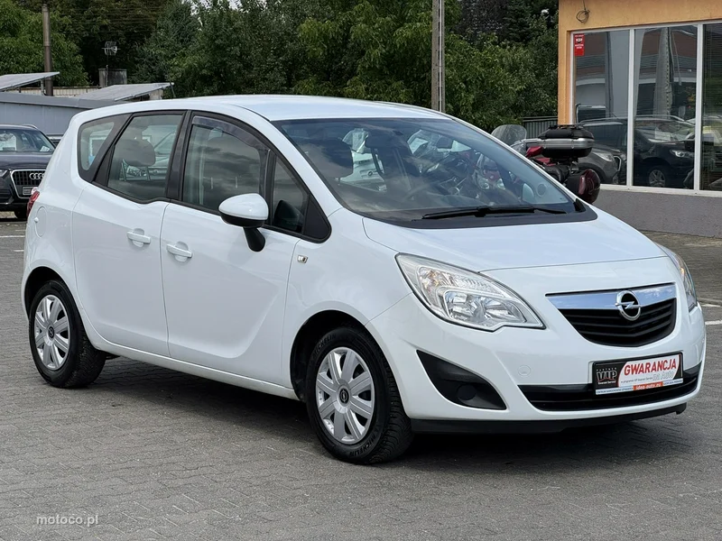 Opel Meriva B 12