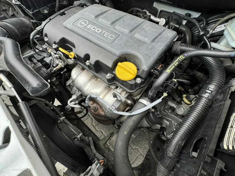 Opel Meriva B 17