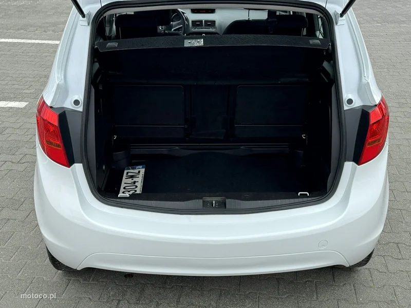 Opel Meriva B 24