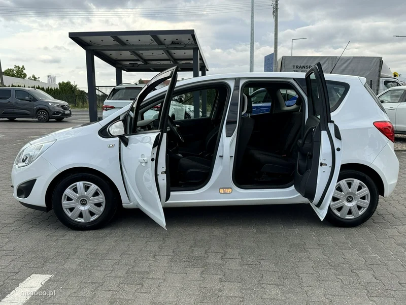 Opel Meriva B 5