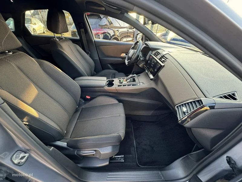 DS Automobiles DS 7 Crossback 23
