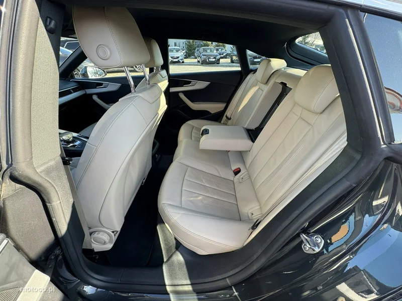 Audi A5 F5 19