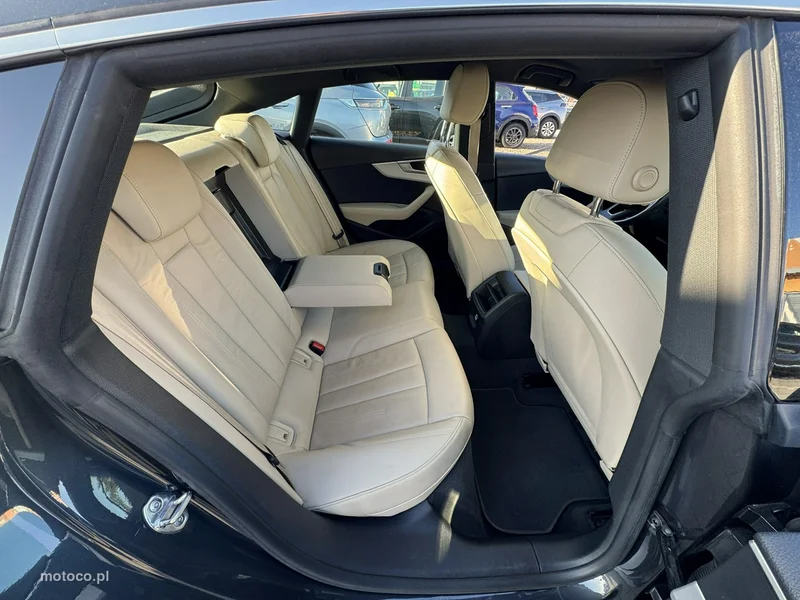 Audi A5 F5 23