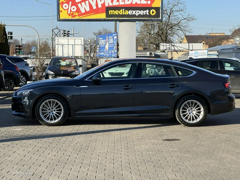 Audi A5 F5 4