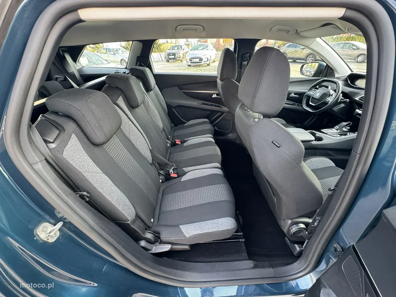 Peugeot 5008 19
