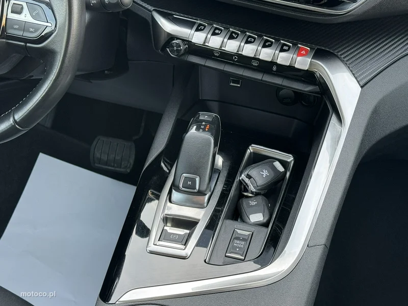 Peugeot 5008 30