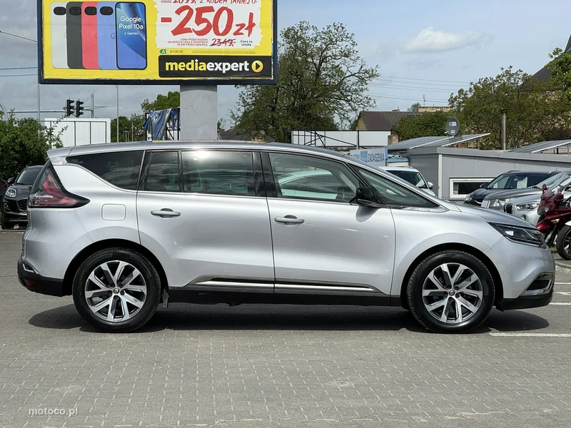 Renault Espace V 9