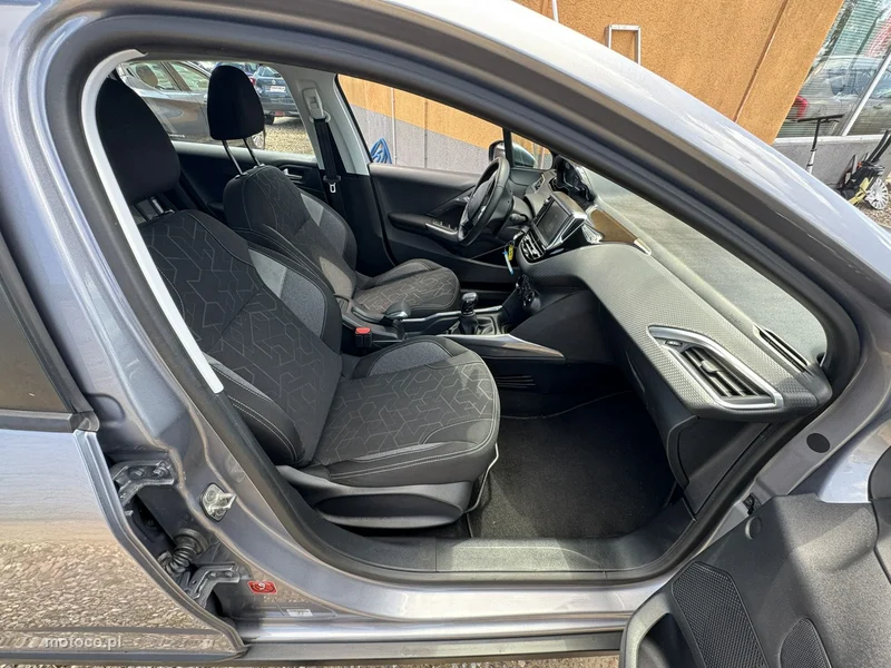 Peugeot 2008 21