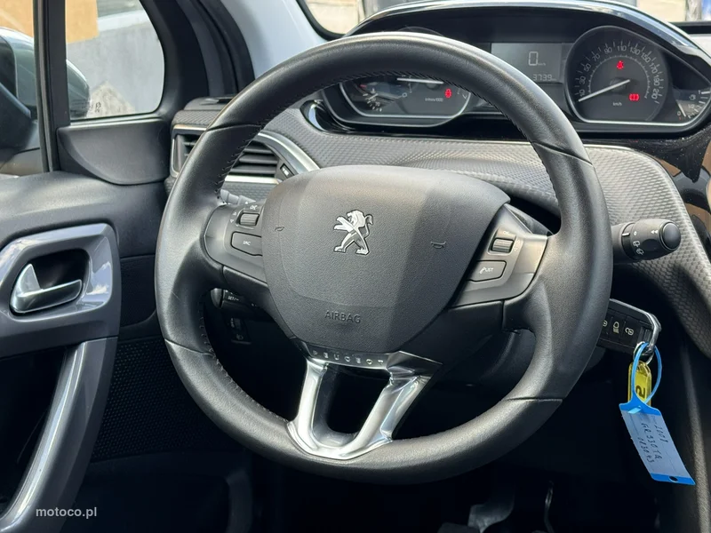 Peugeot 2008 23