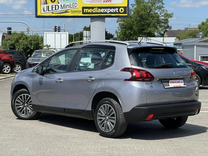 Peugeot 2008 5