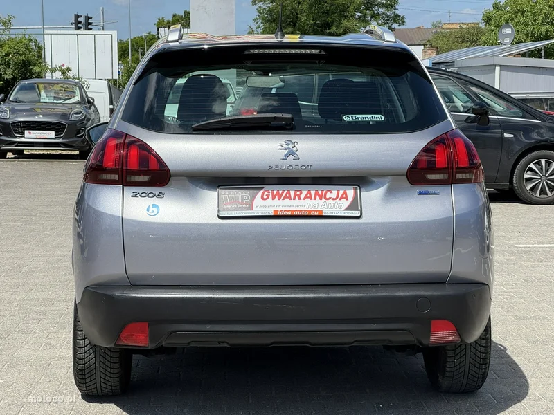 Peugeot 2008 7