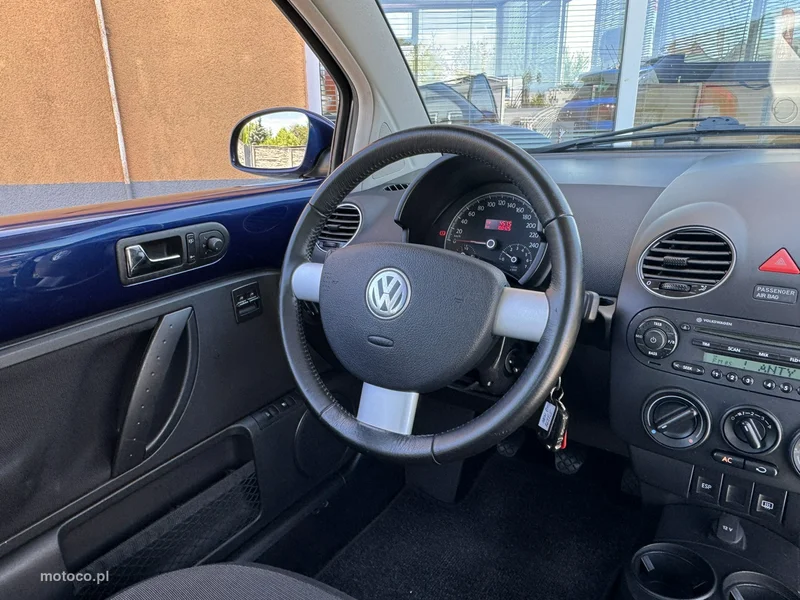 Volkswagen New Beetle 20