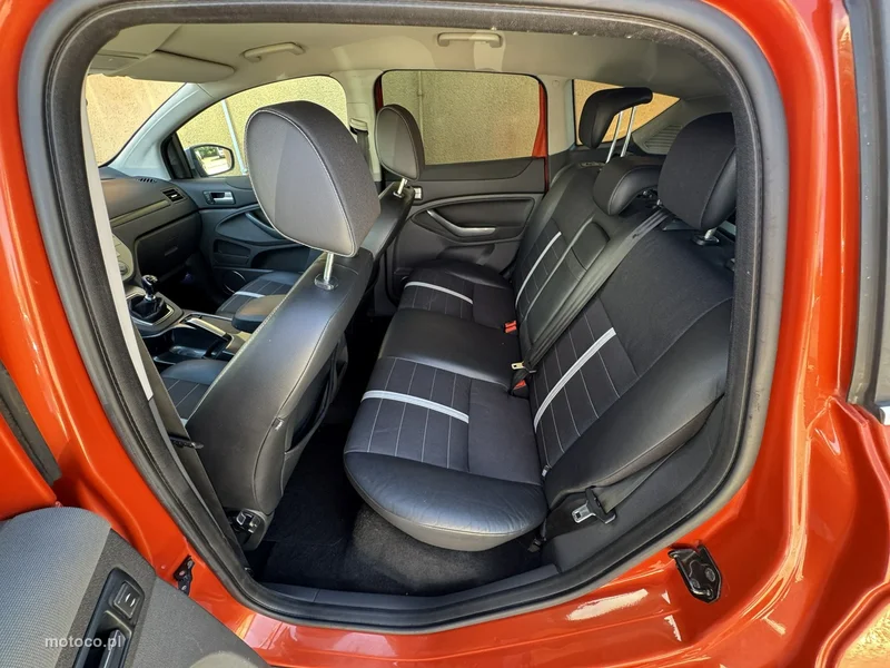 Ford Kuga I 18