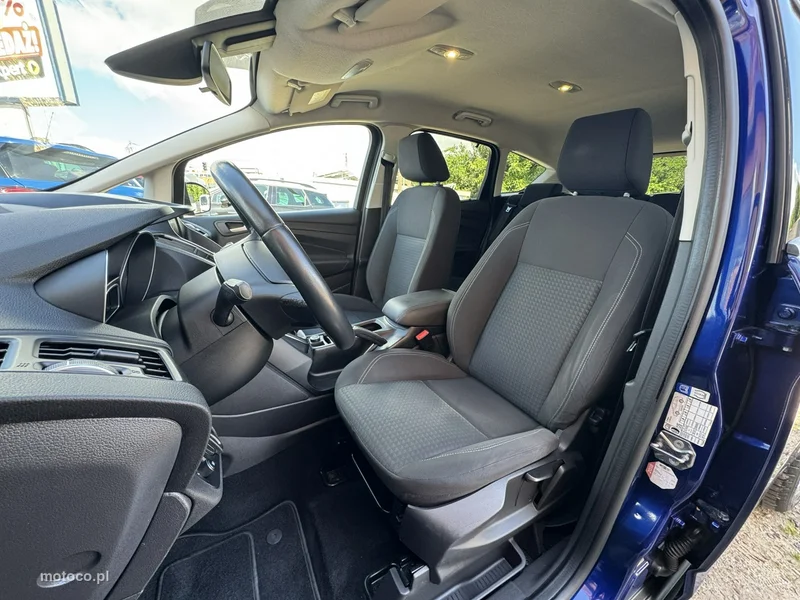 Ford C-Max II 20