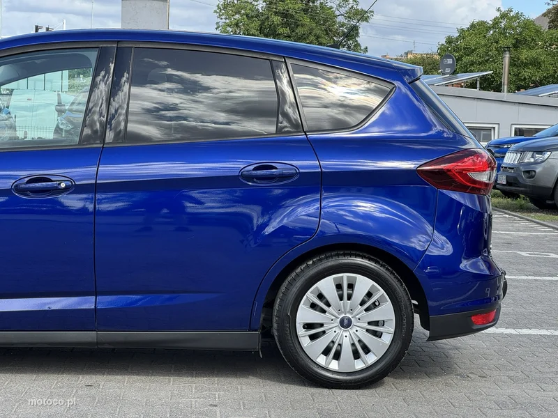 Ford C-Max II 6