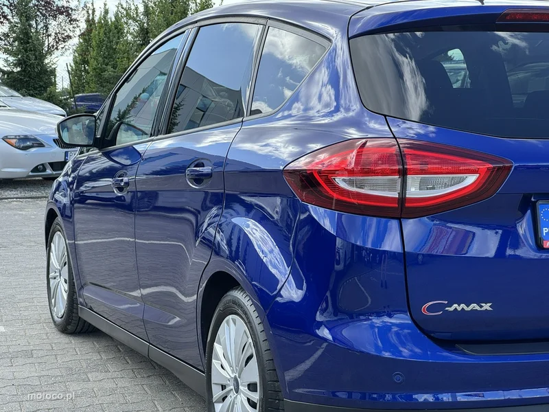 Ford C-Max II 8