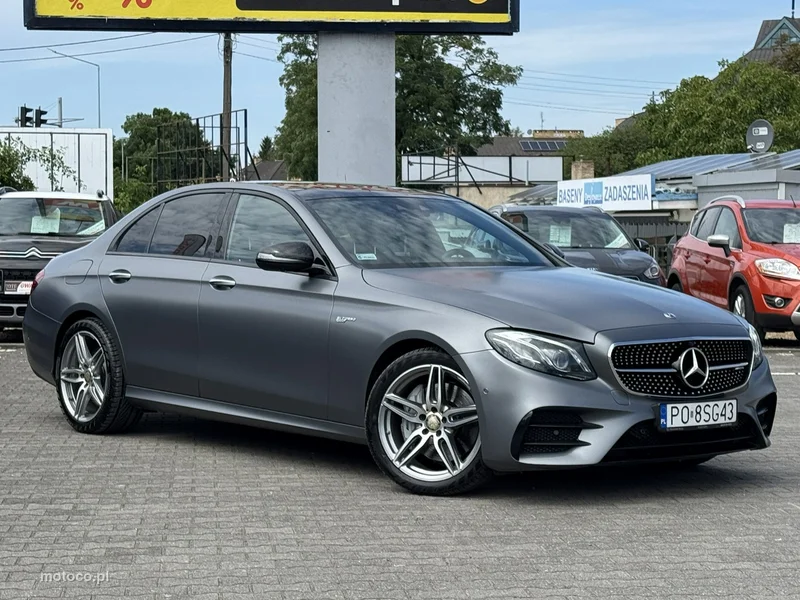 Mercedes-Benz Klasa E W213 E 43 AMG 16