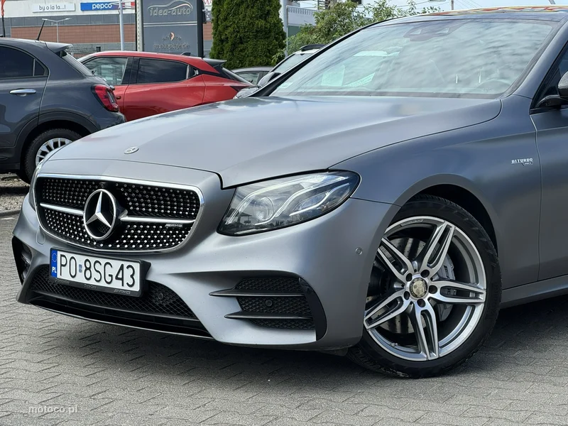 Mercedes-Benz Klasa E W213 E 43 AMG 18