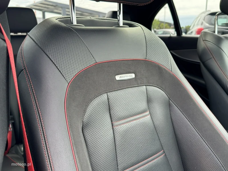 Mercedes-Benz Klasa E W213 E 43 AMG 34