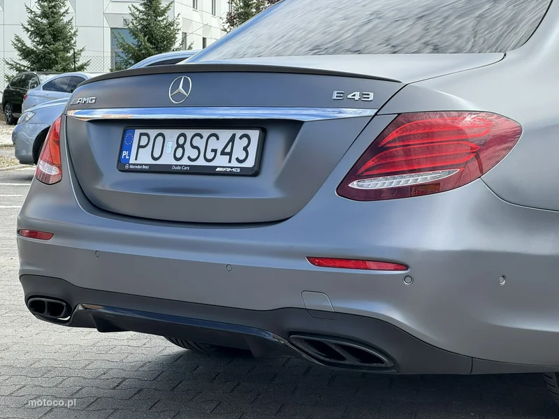 Mercedes-Benz Klasa E W213 E 43 AMG 10