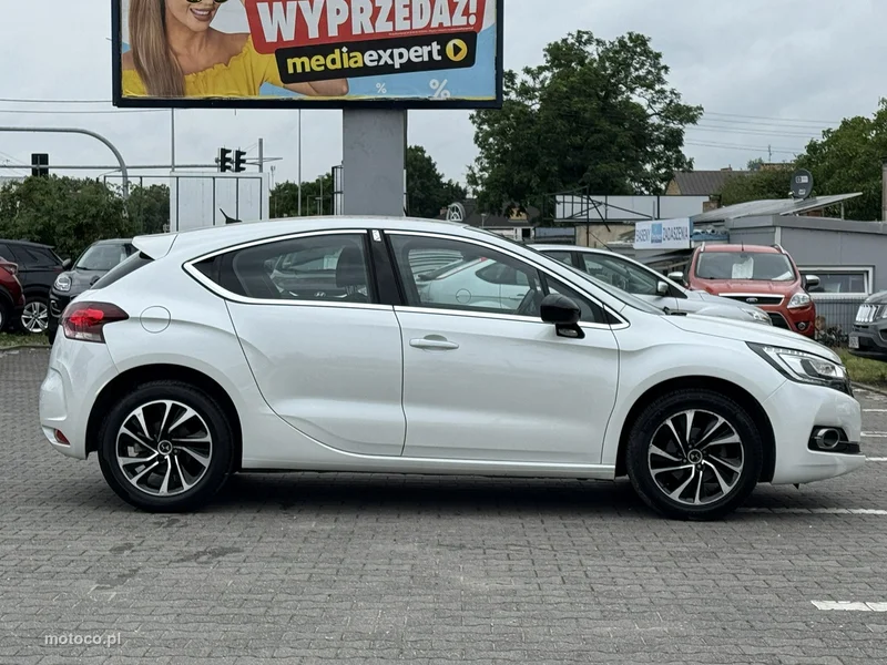 DS Automobiles DS 4 11