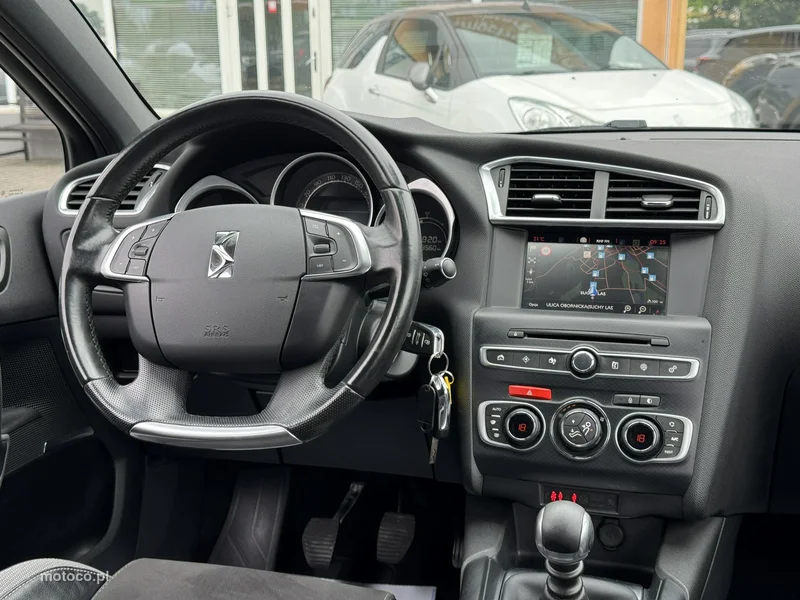 DS Automobiles DS 4 24