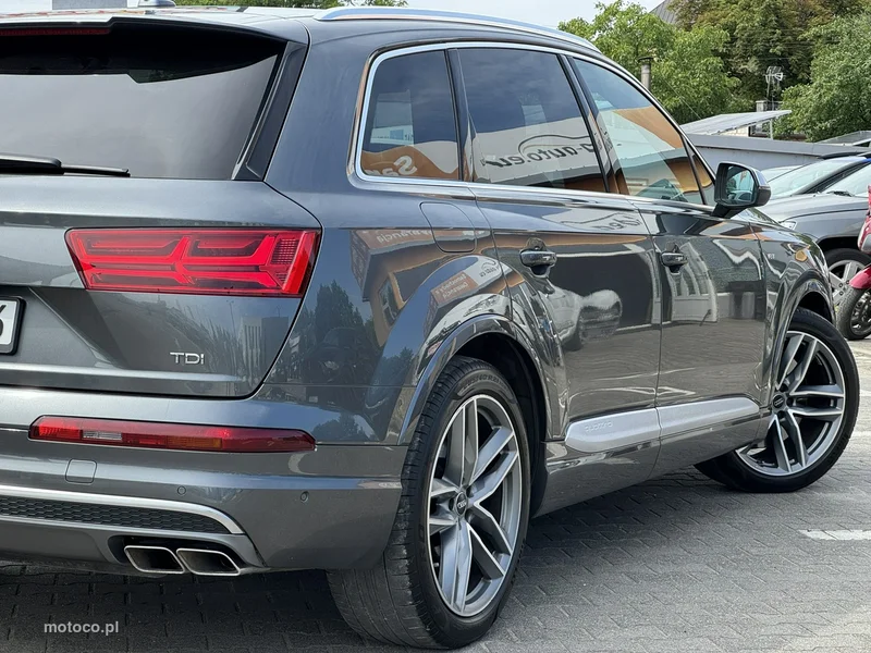 Audi SQ7 11