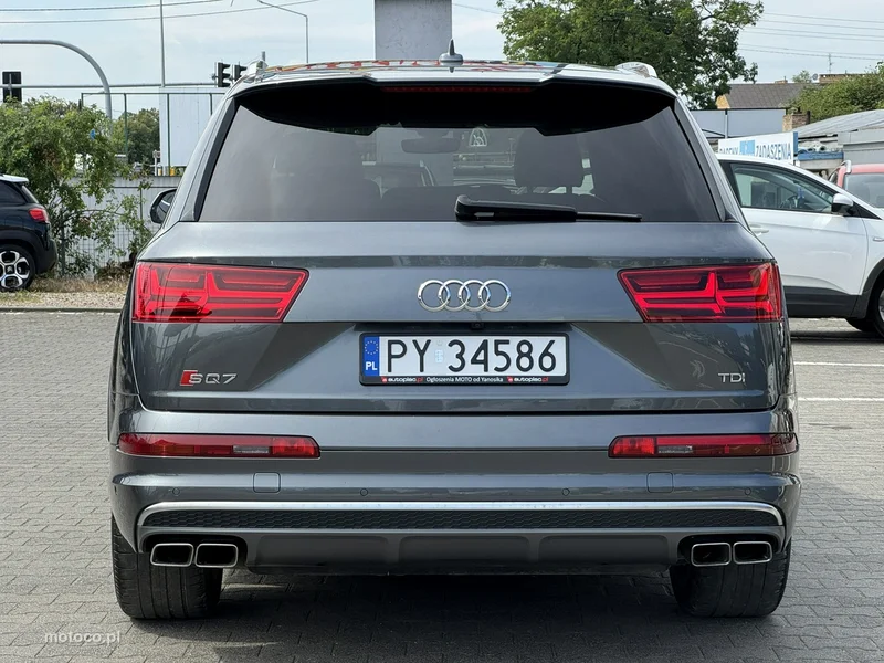 Audi SQ7 9